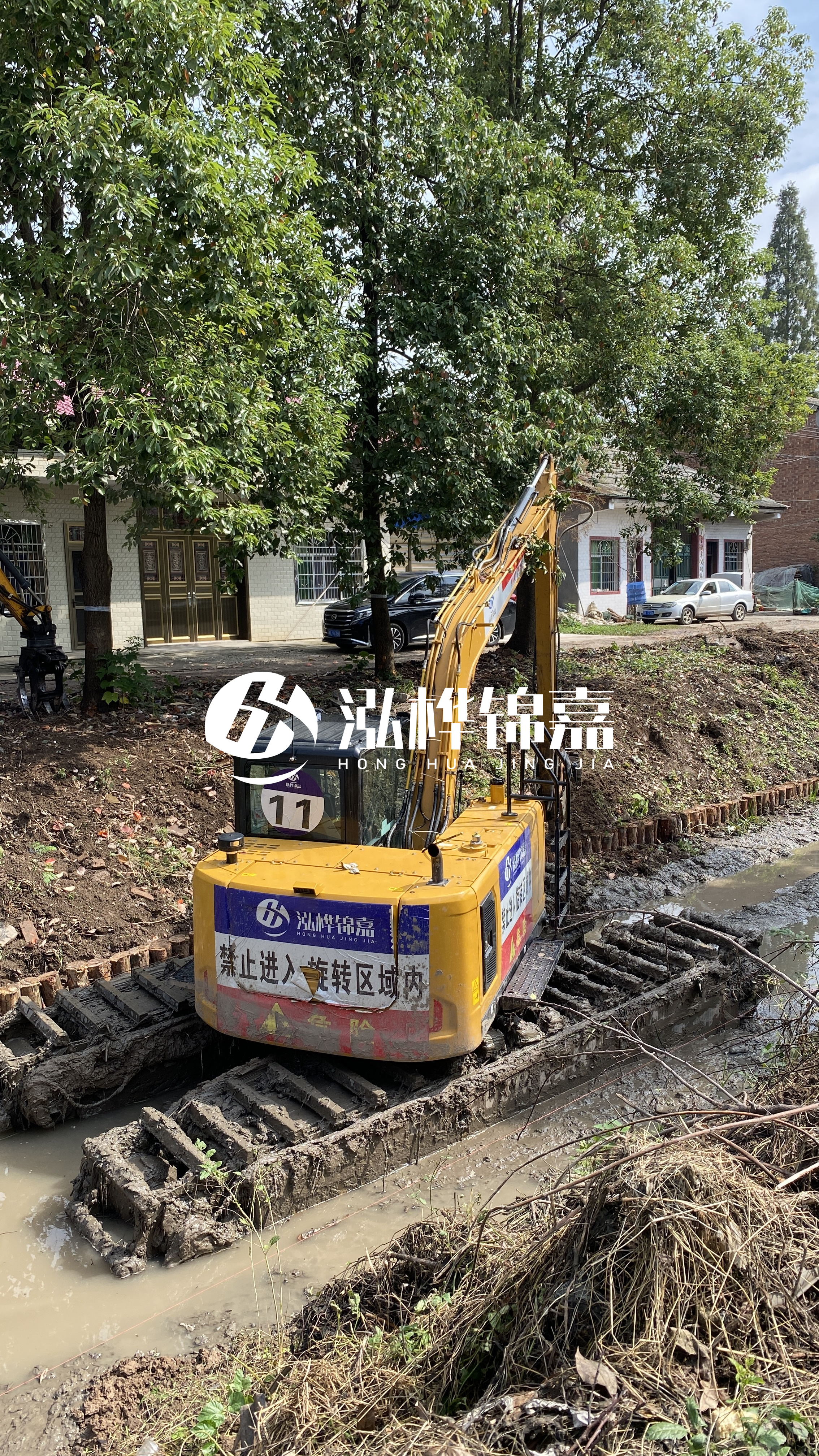 邢臺(tái)挖機(jī)打木樁專業(yè)施工-挖掘機(jī)打木樁打直技巧？